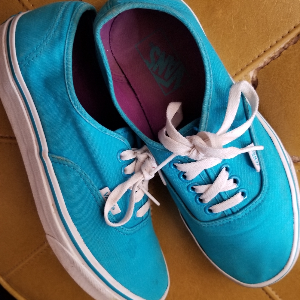 Van's